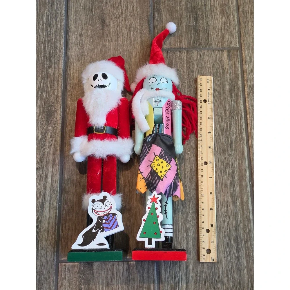 Disney Nightmare Before Christmas Jack Skellington Sally Nutcracker Set 12